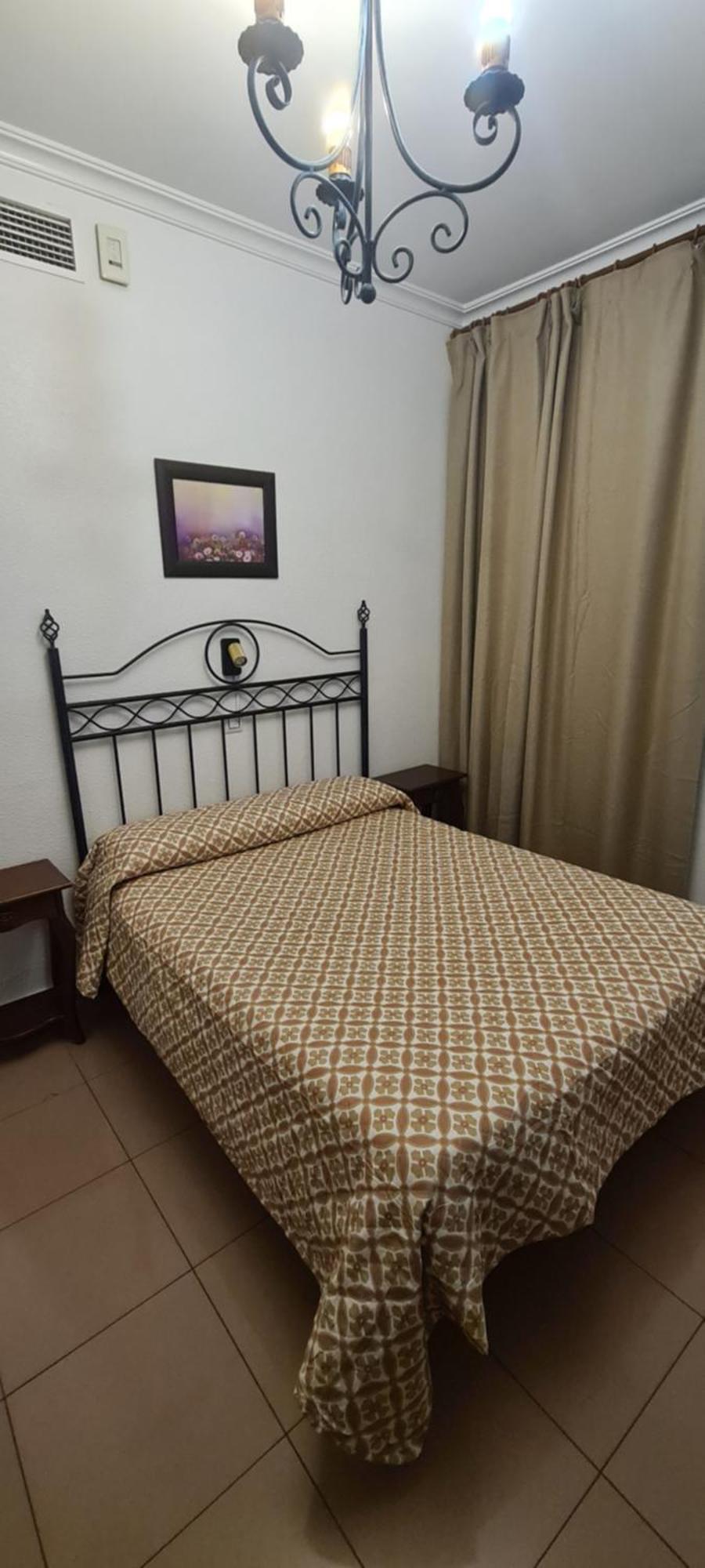 Hostal Trajano Sevilla Bagian luar foto